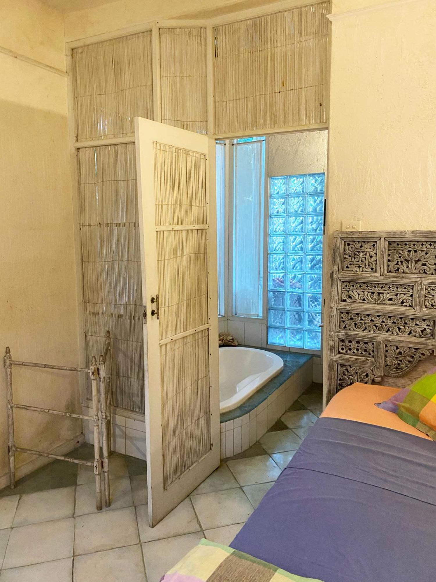 Shady Grove Healing Centre & Homestay W House Rules Please Read Before Booking Sanur Buitenkant foto